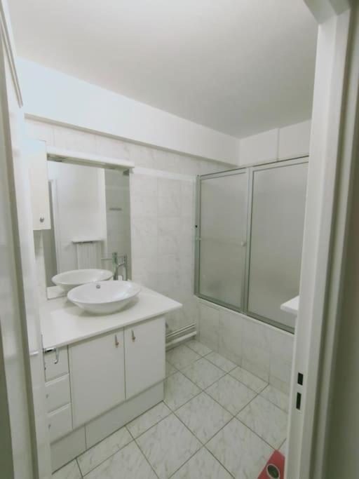 Mon Superbe Appartement 阿让特伊 外观 照片